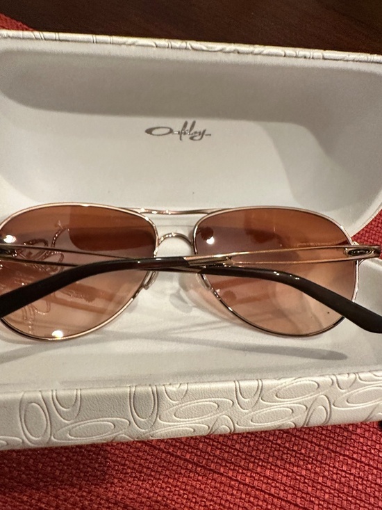 Oakley Lightweight aviators, brown bronze gold main image 8